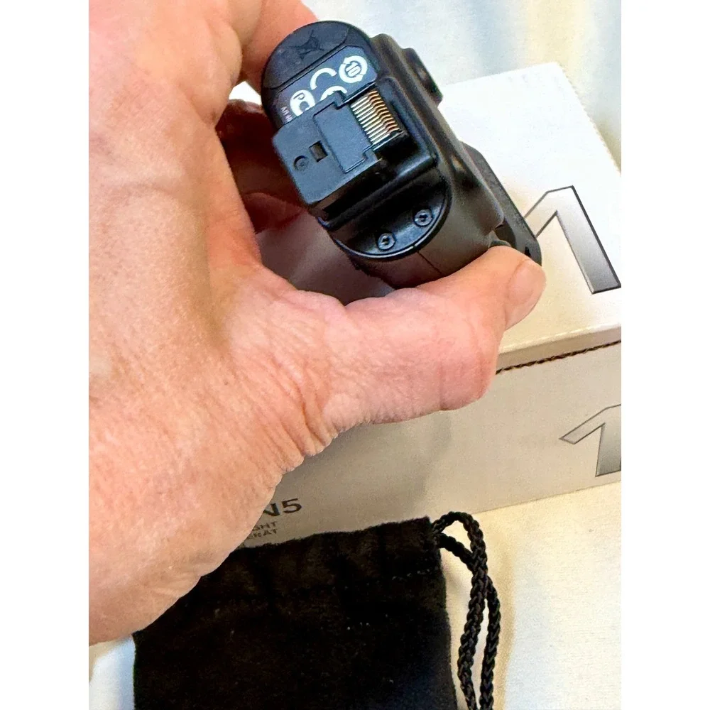 Nikon SB-N5 Speedlight Flash for Nikon 1 V1 V2 V3 Cameras Black LED Light Boxed